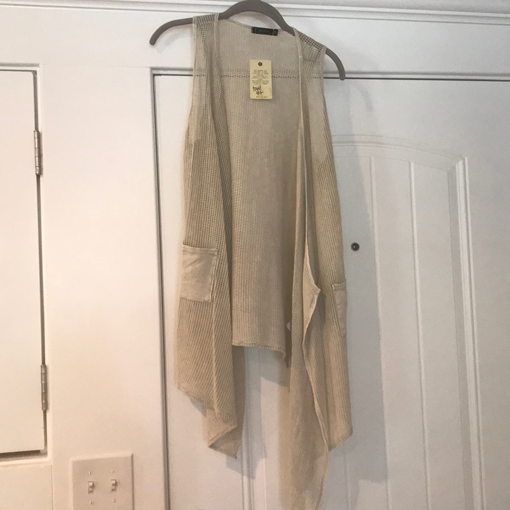 Mesh vest